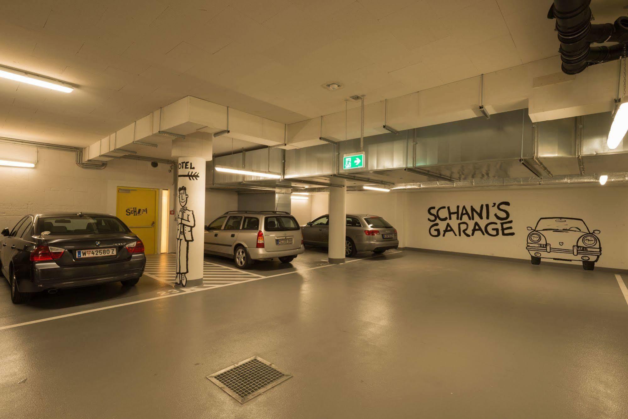 Schani Hauptbahnhof